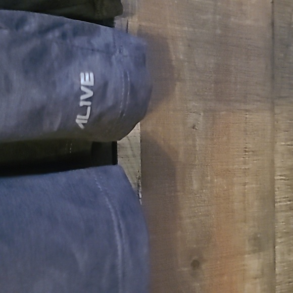 Hooded long sleeve - Picture 3 of 7